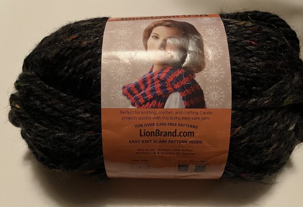 Lion Brand Yarn. Hometown Cambridge Tweed # 303. 4 Oz. Super Bulky (6)